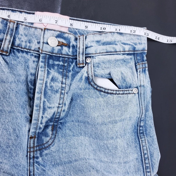 Revice Ex-Boyfriend/B-Boy Jeans Light Wash High Rise Distressed Button F… - Picture 6 of 8